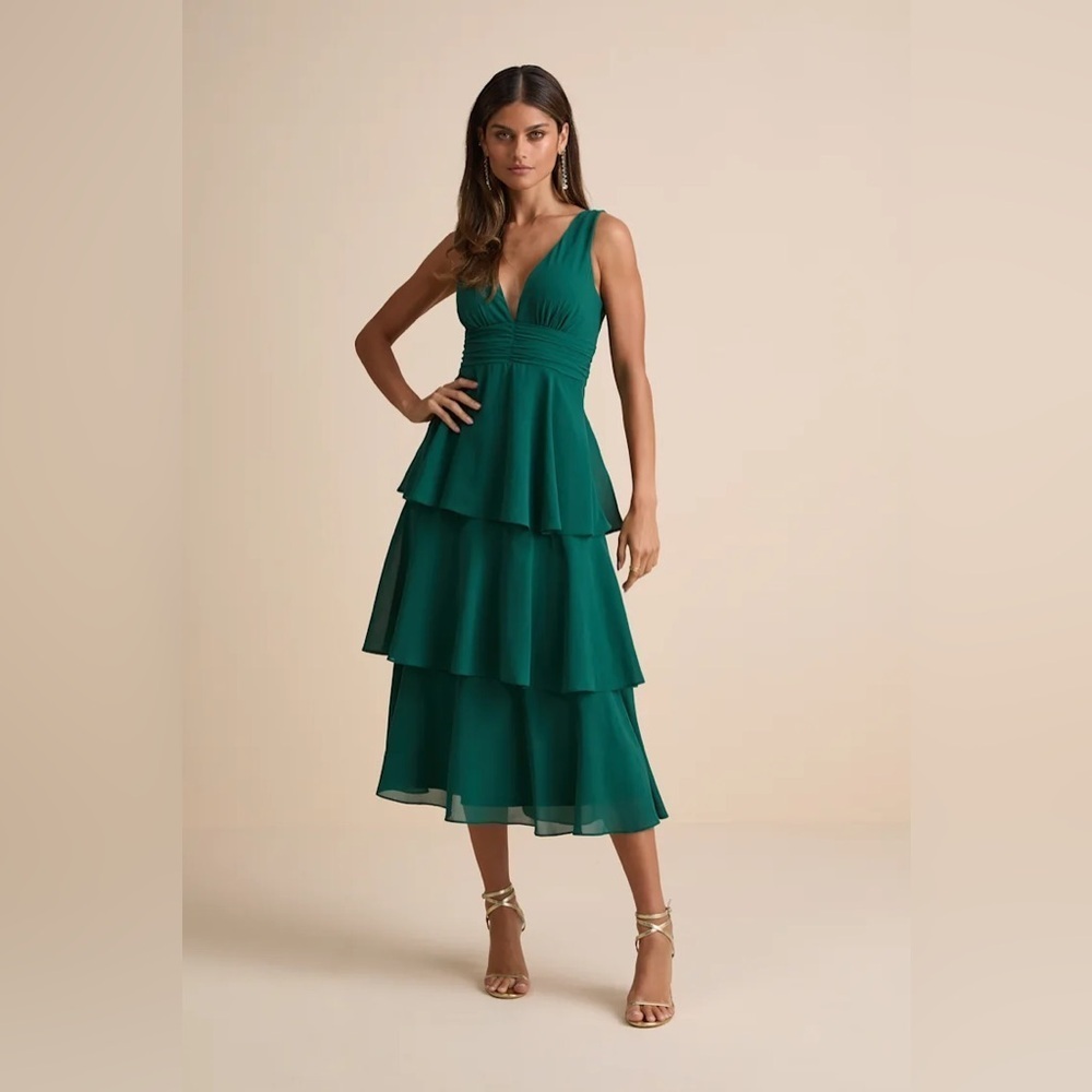 Lulus Celebration Time Emerald Green Sleeveless Tiered Midi Dress